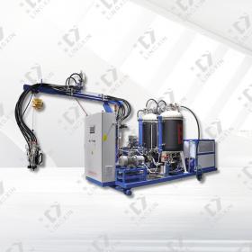 聚氨酯冷庫發(fā)泡機(jī)